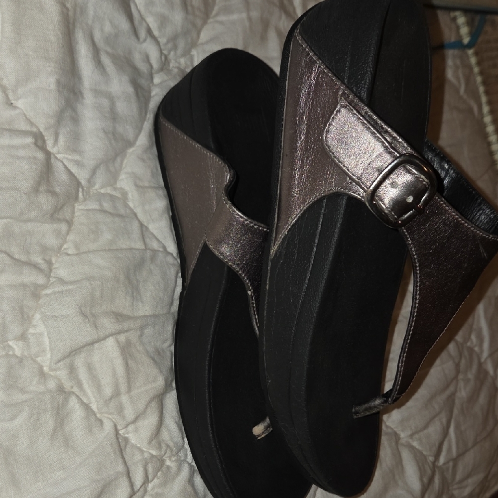 Fitflop Metallic Sandals with Buckle - Picture 9 of 9
